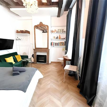 Seine Apartment Париж Екстериор снимка